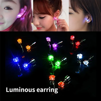 1 Чифт светещи led ушни халки-гвоздиков в корейски стил със светкавица, пръстени с цирконием, Аксесоари за парти, дамски пръстени на коледни, светещ пръчка