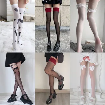 Красиви дамски чорапи над коляното в стил Лолита